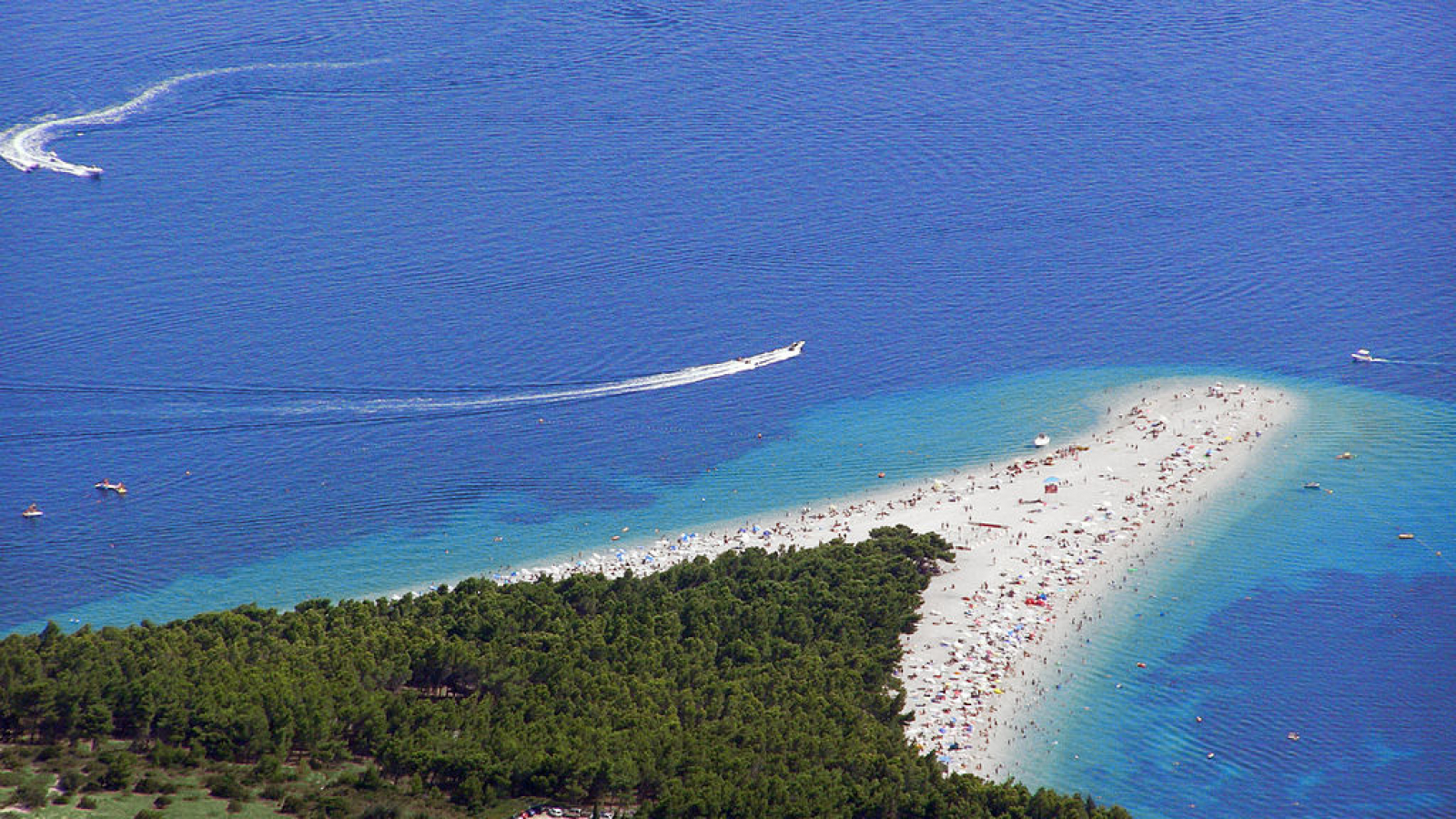 Zlatni_rat_from_Vidova_Gora