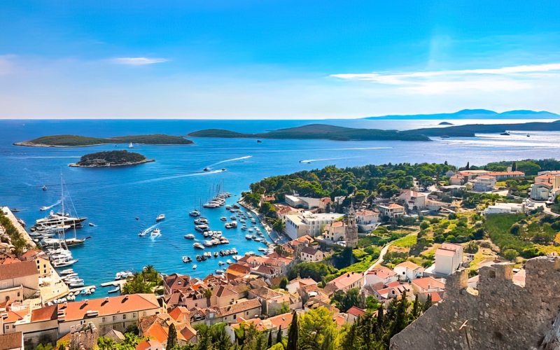 Boat tour to Hvar island